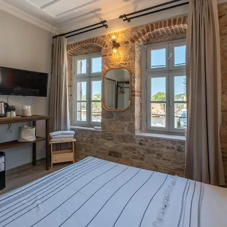 Maja Hotel *